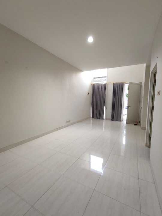 Rumah Sewa Murah Lokasi Candi Golf, Semarang, LB 100m²