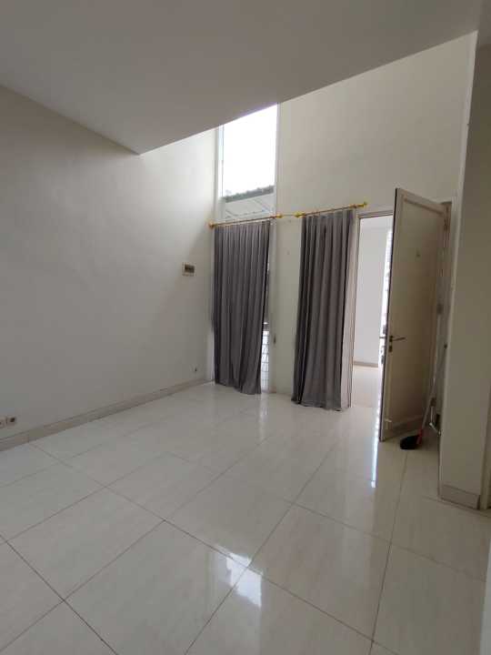 Rumah Sewa Murah Lokasi Candi Golf, Semarang, LB 100m²