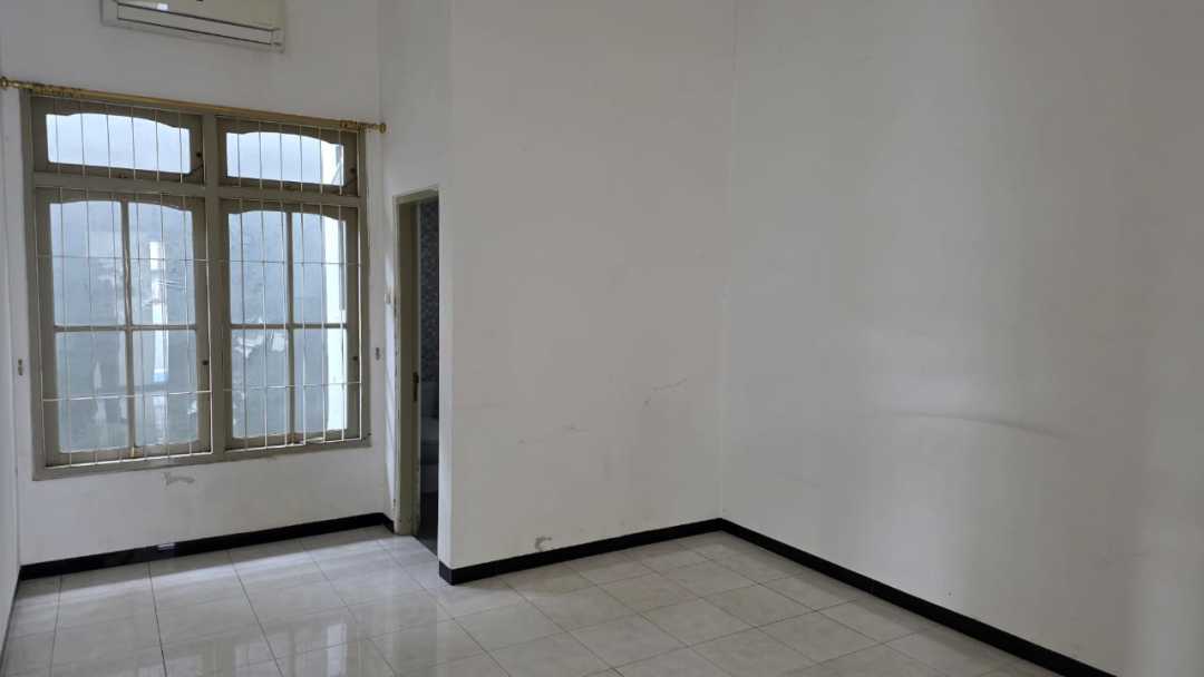 Rumah Sewa Murah Lokasi Gajah Mungkur, Semarang, LB 175m²