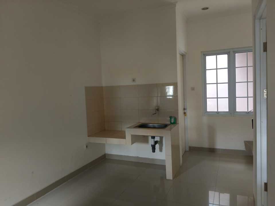 Dikontrakkan Rumah Murah di Simongan, Semarang, LT 72m²
