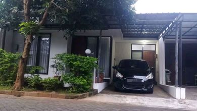 Promo Rumah di Banyumanik, Semarang, LB 63m², Harga 2,2 Miliar