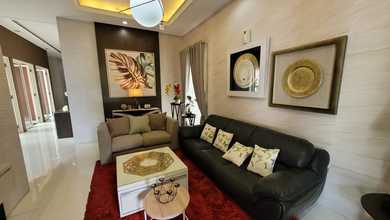 Rumah Elegan di Banyumanik, Semarang, 4 KT, LT 687m²
