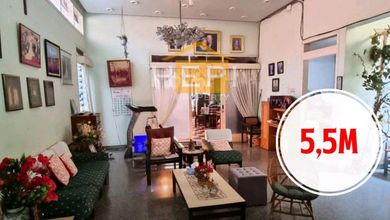 Hunian Elegan di Semarang Tengah, Semarang, 3 Kamar Tidur, LT 246m²