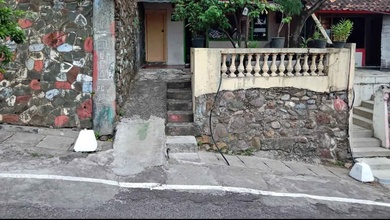 Rumah Sederhana Lokasi Semarang Selatan, Semarang, LT 101m², Harga 500 Juta