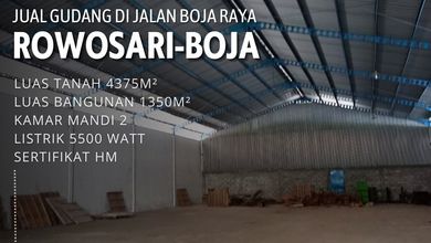 Gudang Strategis Di Jl Raya Rowosari Boja