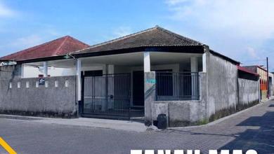 Rumah Strategis di Tanah Mas Semarang Hook 2 Menit ke Bandara
