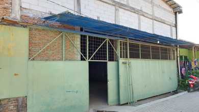 Gudang di Arteri Soekarno Hatta Semarang