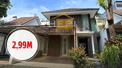 For Sale rumah Premium di Bukit Sari, Semarang - LT 180m²