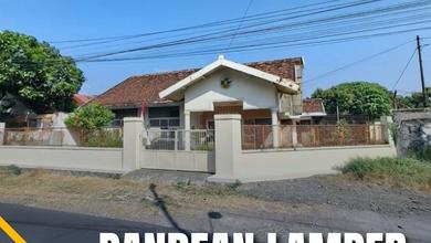 Kesempatan Eksklusif, rumah Prestisius di Peterongan, Semarang, LB 250m²