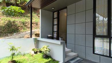 Rumah Mewah di Banyumanik, Semarang, 3 Kamar Tidur, LT 90m²