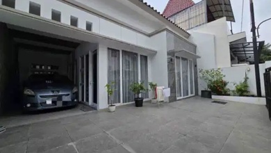 Kesempatan Langka, rumah Mewah di Tlaga Bodas, Semarang, LB 150m²