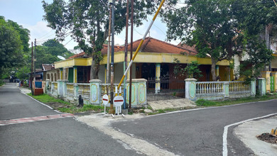 Tanah Dekat Pasar Lokasi Puspowarno, Cocok untuk Buka Usaha