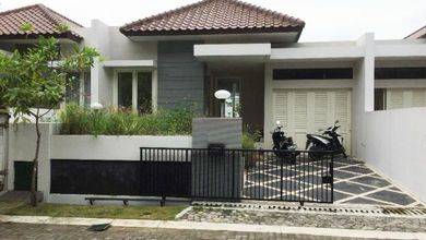 Jual Rumah Cantik Luas 198 m2 di Tembalang, Semarang