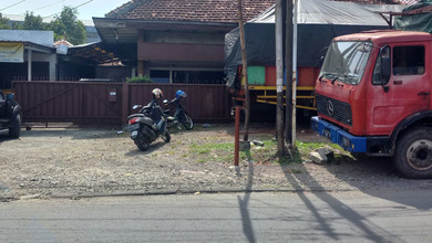 Rumah Area Luxury Peterongan, Semarang - Harga Terbaik 28 Miliar
