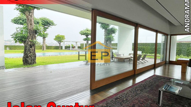 Rumah Prestisius di Kawasan Gajah Mungkur, Semarang, LB 1750m², Harga 49 Miliar