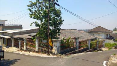 Jual Tanah Lokasi Komplek Banyumanik View Danau dan Taman