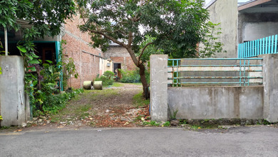 Tanah Luas 162 m2 Area Strategis Pedurungan, Dijual Murah