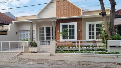 Rumah Sederhana di Puri Anjasmoro, Semarang, LT 216 m2