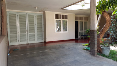 Rumah Dijual di Banyumanik, Semarang, LB 190m², Harga Kompetitif!