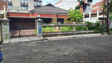 Jual Cepat Rumah Mewah di Semarang Selatan, Semarang, Luas 450 m2