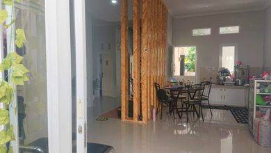 Jual Rumah Megah Luas 121 m2 Area Kedungmundu, Semarang