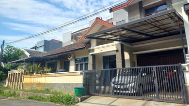 Rumah Eksklusif Luas 252 m2, area Bukit Sari, Semarang