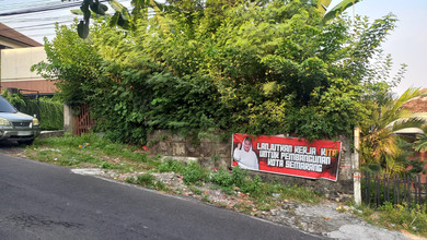 Jual Tanah Area Komplek Candisari Pemandangan Danau dan Taman