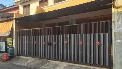 Rumah Dijual di Semarang Barat, Semarang, LB 150m², Harga Terbaik!