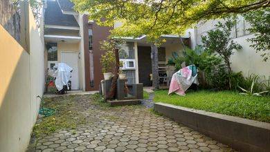 Rumah Modern Luas 195 Jual area Banyumanik, Semarang