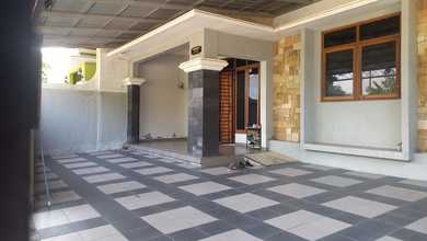 Rumah Dijual di Pedurungan, Semarang, LB 180m², Harga Kompetitif!