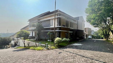Rumah Area Luxury Tembalang, Semarang - Harga Terbaik 2,9 Miliar