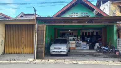 Hunian Mewah di Kawasan Semarang Tengah, Semarang, LB 300m², Harga 2,75 Miliar