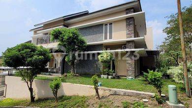 Rumah Modern area Tembalang, Semarang, LT 324 m2