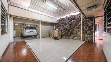 Rumah Minimalis di Bukit Sari, Semarang, Luas 700 m2