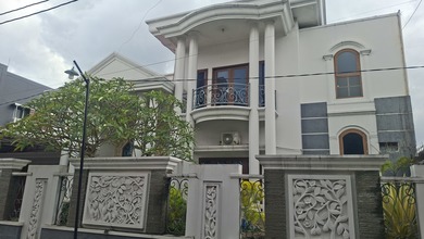 Rumah Prestisius di Kawasan Tembalang, Semarang, LB 500m², Harga 5,5 Miliar