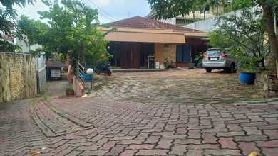 Rumah Prestisius di Kawasan Candisari, Semarang, LB 450m², Harga 17,5 Miliar