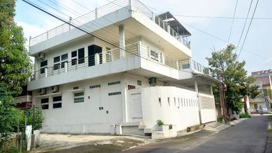 Jual Rumah Cantik LT 184 m2 area Semarang Tengah, Semarang