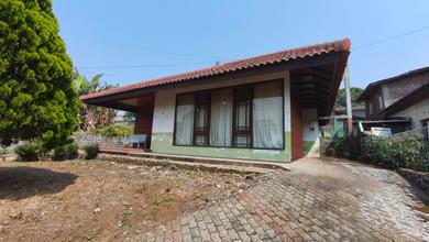 Villa Dijual Murah di Area Bandungan Dekat ke Pasar