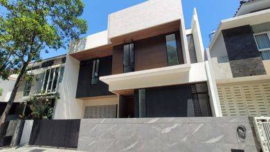Rumah Modern area Candi Golf, Semarang, Luas 540 m2