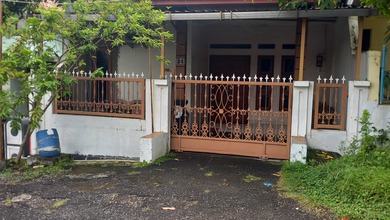 Dijual Rumah Nyaman di Simongan, Semarang - LT 120m²