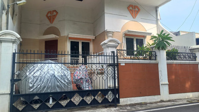 Jual Rumah 202 di Peterongan, Semarang