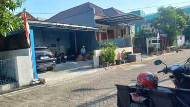 Kesempatan Rumah di Semarang Barat, Semarang, LB 180m², Harga 2,2 Miliar