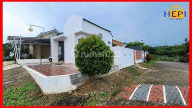 Jual Cepat Rumah Mewah di Ngaliyan, Semarang, LT 158 m2