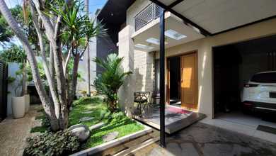 Rumah Mewah Full Furnished Jln Semeru Karangrejo Gajahmungkur