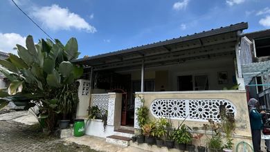 Rumah Minimalis Lokasi Greenwood, Semarang, LT 72m², Harga 445 Juta