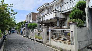 Kesempatan Rumah di Gayamsari, Semarang, LB 450m², Harga 1,95 Miliar