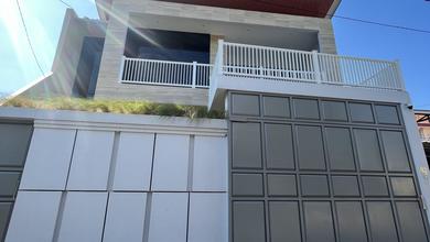 Jual Rumah Bagus LT 287 m2 area Pusponjolo, Semarang