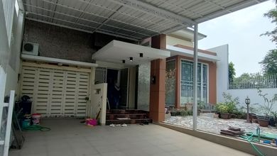 Rumah Area Premium Graha Padma, Semarang - Harga Menarik 4,1 Miliar