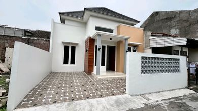 Rumah Dijual di Sambiroto, Semarang, LB 50m², Harga Kompetitif!