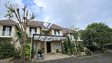 Penawaran Langka, rumah Prestisius di Citragrand, Semarang, LB 415m²